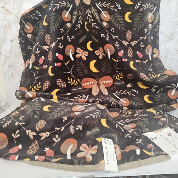 Envogue 4 piece Decorative Towel Set - Picture 14 of 16